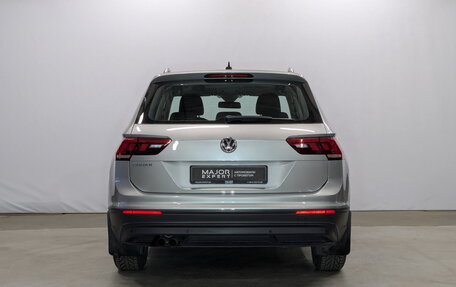 Volkswagen Tiguan II, 2020 год, 2 630 000 рублей, 6 фотография
