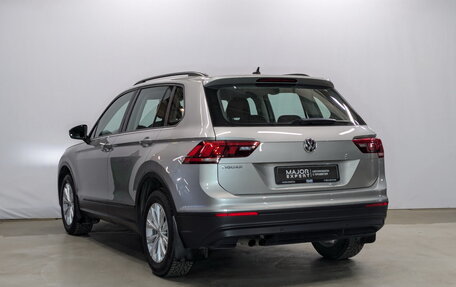 Volkswagen Tiguan II, 2020 год, 2 630 000 рублей, 7 фотография
