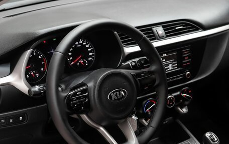 KIA Rio IV, 2021 год, 1 499 000 рублей, 9 фотография