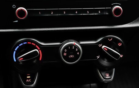 KIA Rio IV, 2021 год, 1 499 000 рублей, 15 фотография