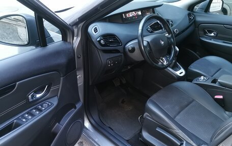 Renault Scenic III, 2016 год, 899 000 рублей, 8 фотография