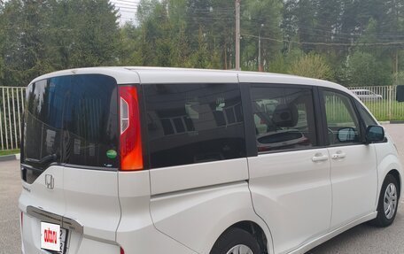 Honda Stepwgn IV, 2016 год, 1 700 000 рублей, 7 фотография