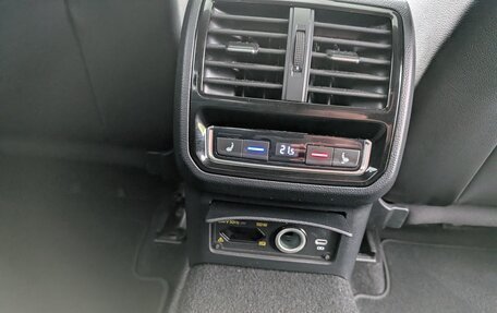 Volkswagen Passat B8 рестайлинг, 2021 год, 3 500 000 рублей, 5 фотография