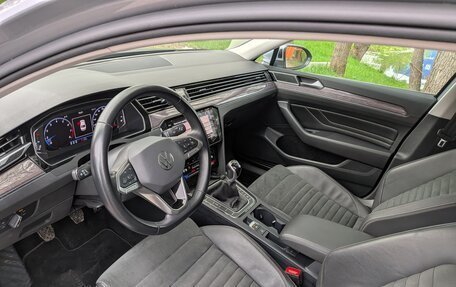 Volkswagen Passat B8 рестайлинг, 2021 год, 3 500 000 рублей, 9 фотография