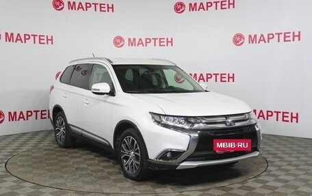 Mitsubishi Outlander III рестайлинг 3, 2016 год, 1 720 000 рублей, 3 фотография