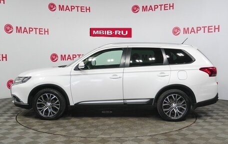 Mitsubishi Outlander III рестайлинг 3, 2016 год, 1 720 000 рублей, 8 фотография