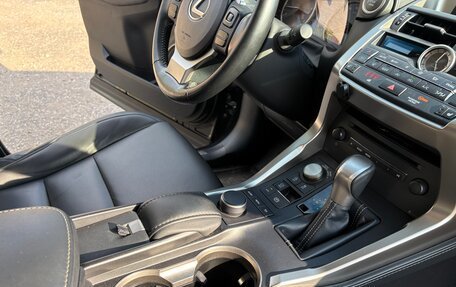 Lexus NX I, 2017 год, 3 250 000 рублей, 15 фотография