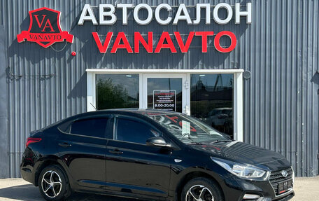 Hyundai Solaris II рестайлинг, 2018 год, 1 350 000 рублей, 3 фотография