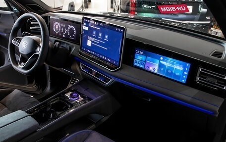Volkswagen Tiguan, 2025 год, 5 199 000 рублей, 12 фотография