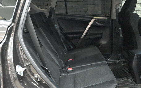 Toyota RAV4, 2015 год, 2 100 000 рублей, 11 фотография