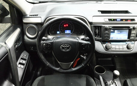 Toyota RAV4, 2015 год, 2 100 000 рублей, 12 фотография