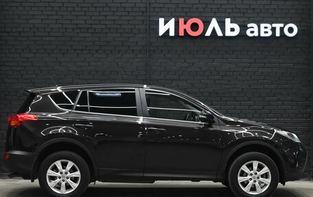 Toyota RAV4, 2015 год, 2 100 000 рублей, 9 фотография