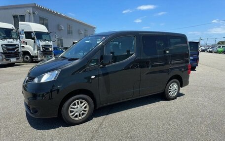 Nissan NV200, 2019 год, 1 850 000 рублей, 3 фотография