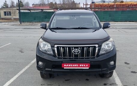 Toyota Land Cruiser Prado 150 рестайлинг 2, 2012 год, 2 750 000 рублей, 2 фотография
