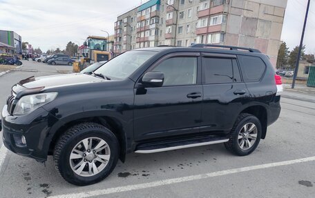 Toyota Land Cruiser Prado 150 рестайлинг 2, 2012 год, 2 750 000 рублей, 3 фотография
