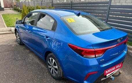 KIA Rio IV, 2017 год, 1 299 999 рублей, 3 фотография