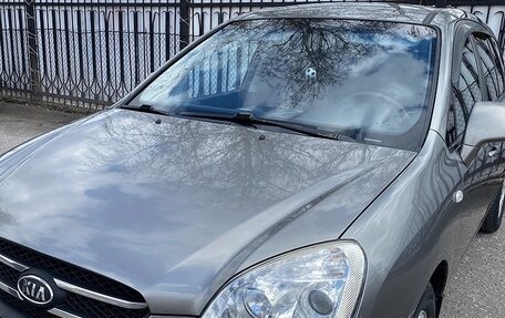 KIA Carens III (RP), 2009 год, 700 000 рублей, 2 фотография