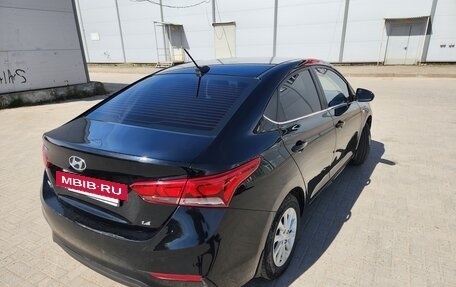 Hyundai Solaris II рестайлинг, 2017 год, 1 260 000 рублей, 5 фотография