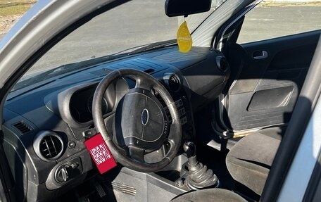 Ford Fusion I, 2005 год, 249 000 рублей, 8 фотография