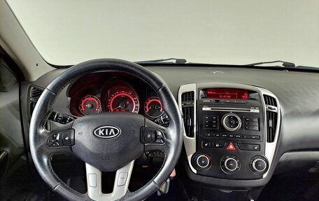 KIA cee'd I рестайлинг, 2011 год, 690 000 рублей, 14 фотография