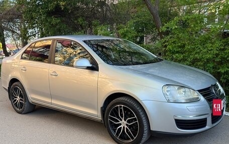 Volkswagen Jetta VI, 2007 год, 700 000 рублей, 2 фотография