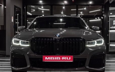 BMW 7 серия, 2019 год, 6 300 000 рублей, 10 фотография