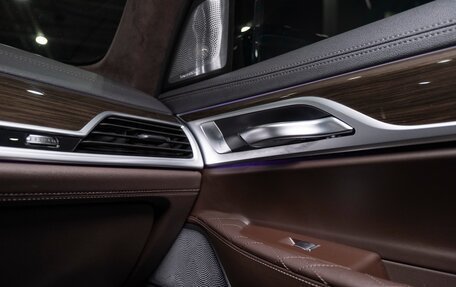 BMW 7 серия, 2019 год, 6 300 000 рублей, 30 фотография