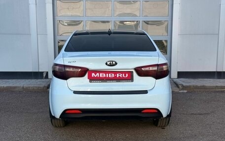 KIA Rio III рестайлинг, 2014 год, 900 000 рублей, 4 фотография