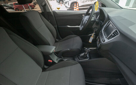 Hyundai Solaris II рестайлинг, 2019 год, 1 198 000 рублей, 19 фотография