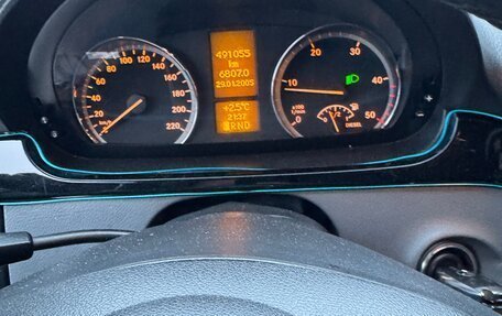 Mercedes-Benz Viano, 2004 год, 1 200 000 рублей, 18 фотография