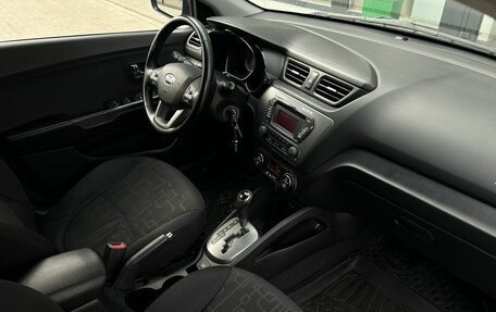 KIA Rio III рестайлинг, 2014 год, 990 000 рублей, 22 фотография