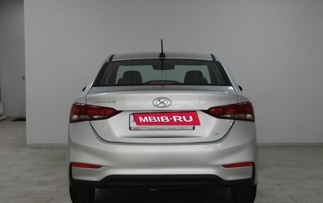 Hyundai Solaris II рестайлинг, 2018 год, 1 329 900 рублей, 5 фотография