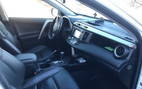 Toyota RAV4, 2014 год, 2 330 000 рублей, 17 фотография