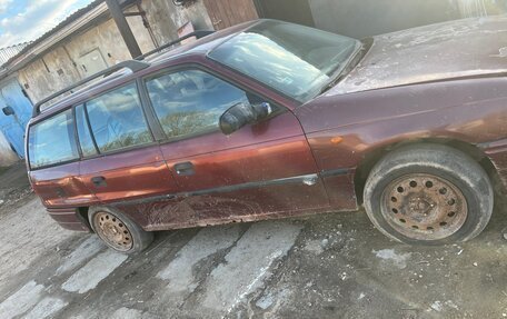 Opel Astra F, 1996 год, 200 000 рублей, 9 фотография