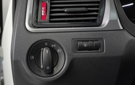 Skoda Rapid I, 2015 год, 749 000 рублей, 15 фотография