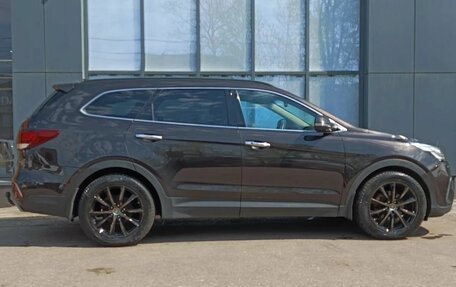 Hyundai Santa Fe III рестайлинг, 2016 год, 2 365 000 рублей, 4 фотография