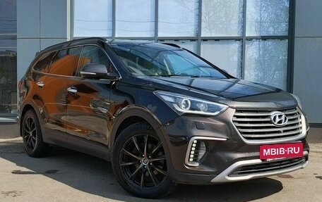Hyundai Santa Fe III рестайлинг, 2016 год, 2 365 000 рублей, 3 фотография