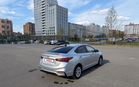 Hyundai Solaris II рестайлинг, 2018 год, 760 000 рублей, 4 фотография