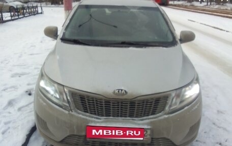 KIA Rio III рестайлинг, 2014 год, 700 000 рублей, 2 фотография