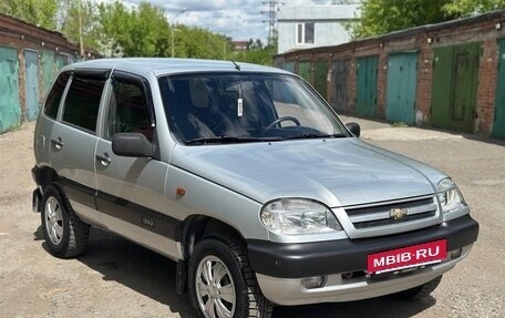 Chevrolet Niva I рестайлинг, 2005 год, 329 000 рублей, 3 фотография