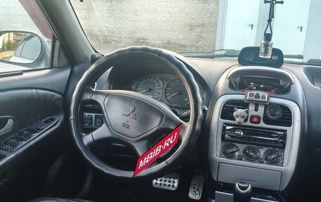 Mitsubishi Carisma I, 2003 год, 250 000 рублей, 16 фотография