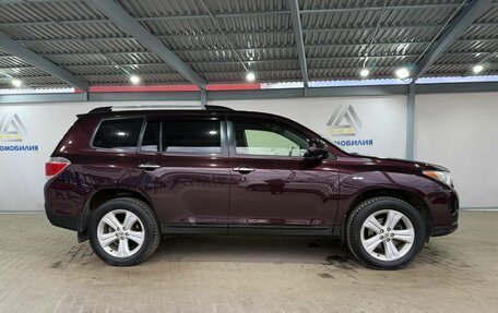 Toyota Highlander III, 2012 год, 1 999 000 рублей, 6 фотография