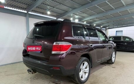 Toyota Highlander III, 2012 год, 1 999 000 рублей, 5 фотография