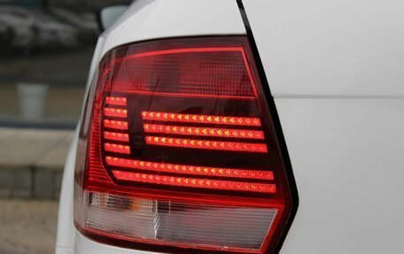 Volkswagen Polo VI (EU Market), 2017 год, 970 000 рублей, 10 фотография