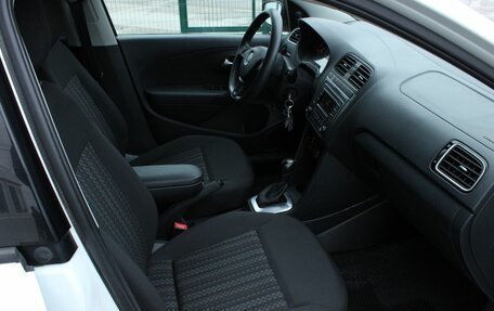 Volkswagen Polo VI (EU Market), 2017 год, 970 000 рублей, 15 фотография
