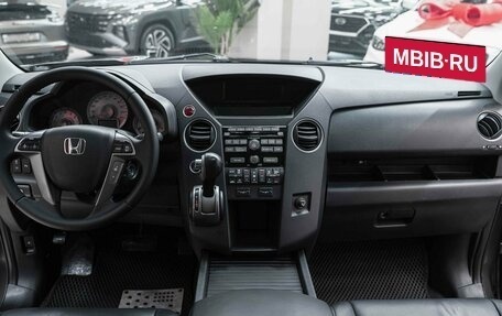 Honda Pilot III рестайлинг, 2013 год, 1 890 000 рублей, 13 фотография