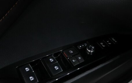 Toyota Camry, 2021 год, 3 195 000 рублей, 20 фотография