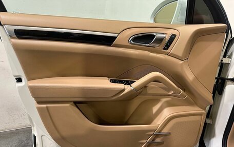 Porsche Cayenne III, 2011 год, 2 400 000 рублей, 22 фотография