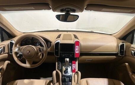 Porsche Cayenne III, 2011 год, 2 400 000 рублей, 28 фотография