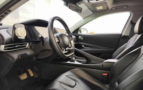 Hyundai Elantra, 2023 год, 2 205 000 рублей, 20 фотография